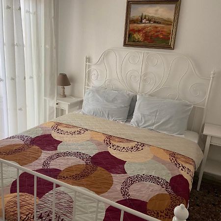 Stefani Apartment With A Sea View Terrace! Nea Moudania Exterior foto