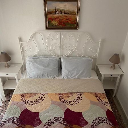 Stefani Apartment With A Sea View Terrace! Nea Moudania Exterior foto